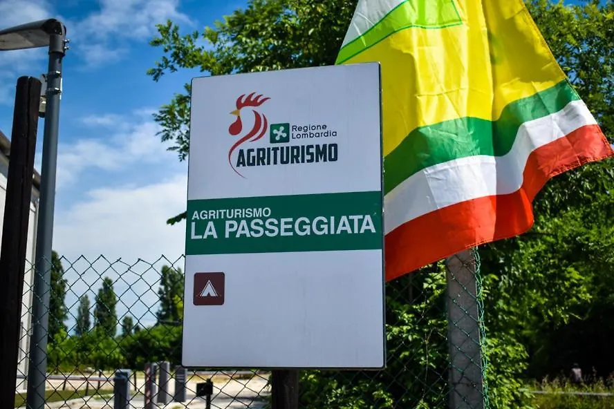 Agri Campeggio La Passeggiata Goito